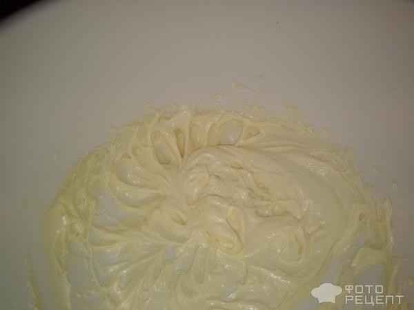 Рецепт: Пирожное безе с масляным кремом - "воздушное"